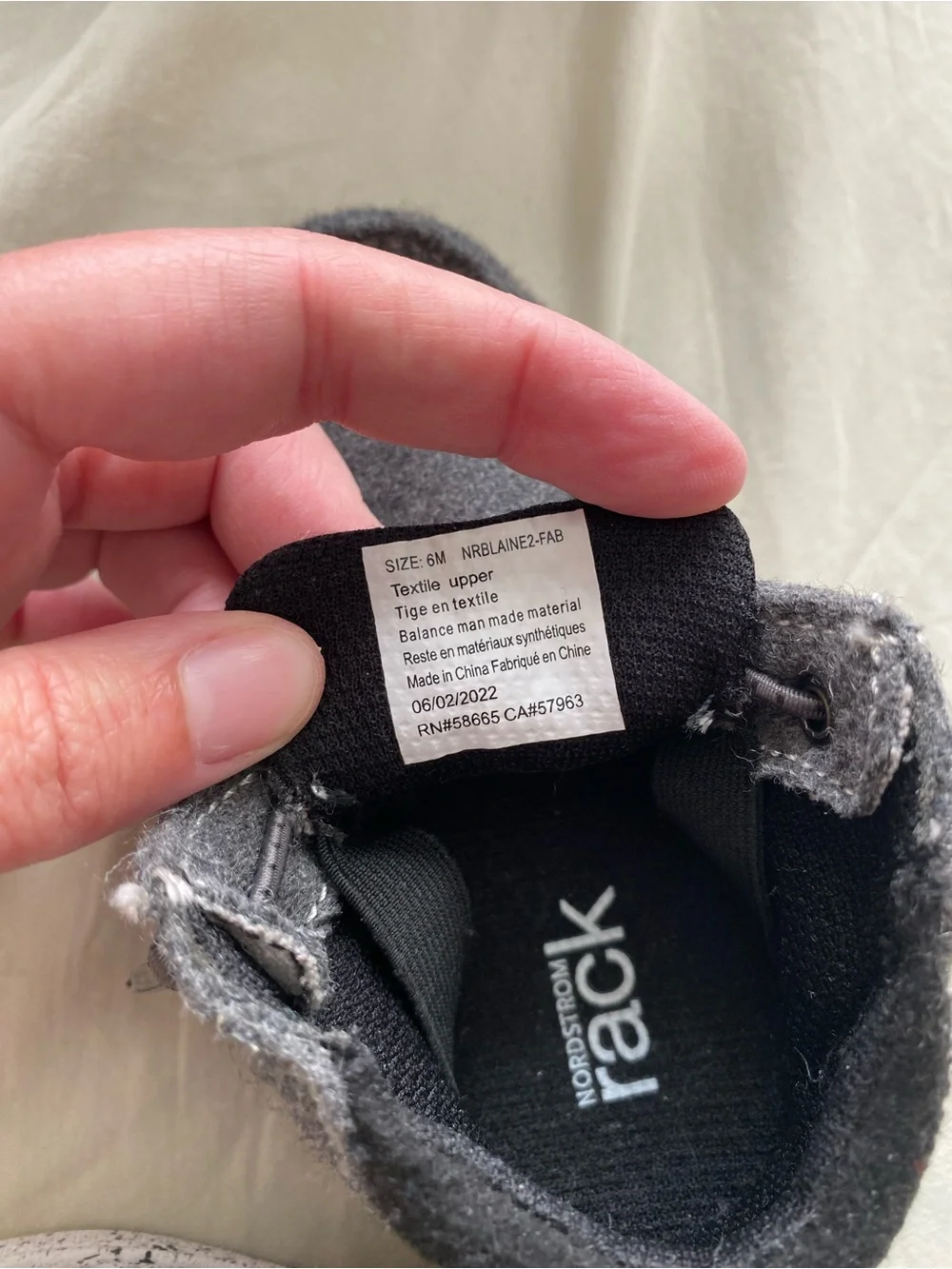 Nordstrom Rack Baby Gray Felt Booties Shoes Size 6M
